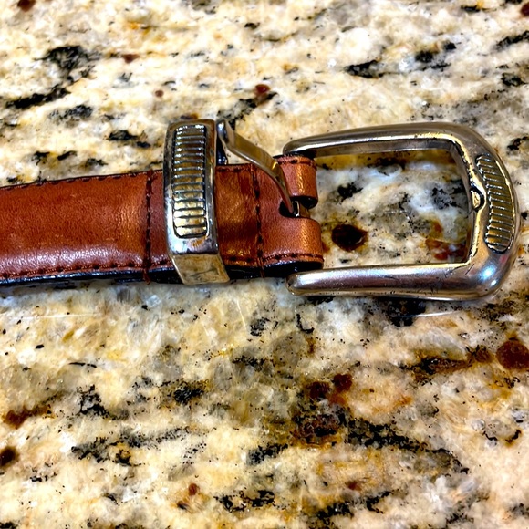 Fossil Fine Leather adjustable Belt 44” long 1 1/4” wide - Picture 5 of 12